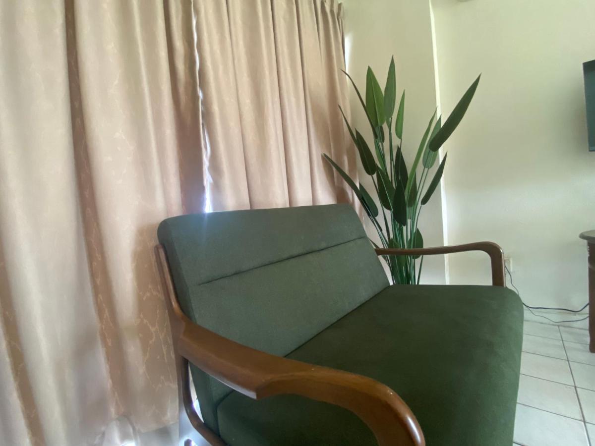 Shahmi Seaview Apartment - H4 Port Dickson Kültér fotó